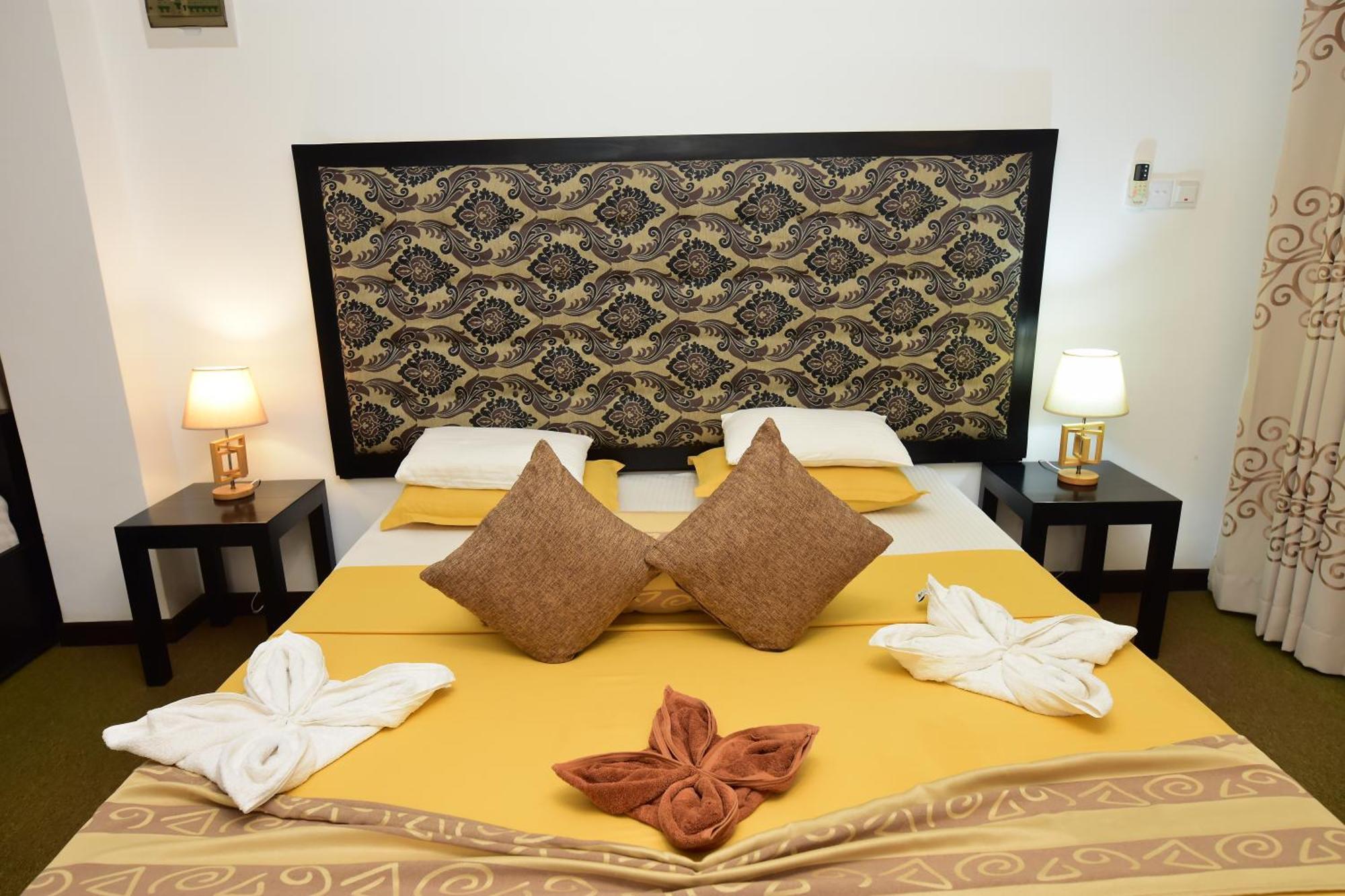 L&D Stay Inn Hikkaduwa Exterior photo