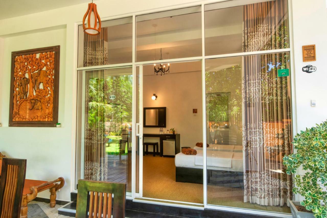 L&D Stay Inn Hikkaduwa Exterior photo