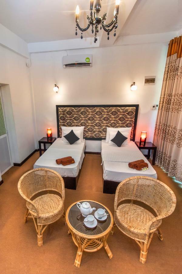 L&D Stay Inn Hikkaduwa Exterior photo